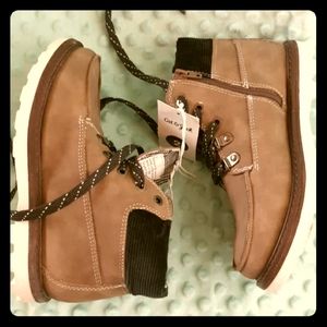 Little boys size 2 lumberjack/woodsman boots